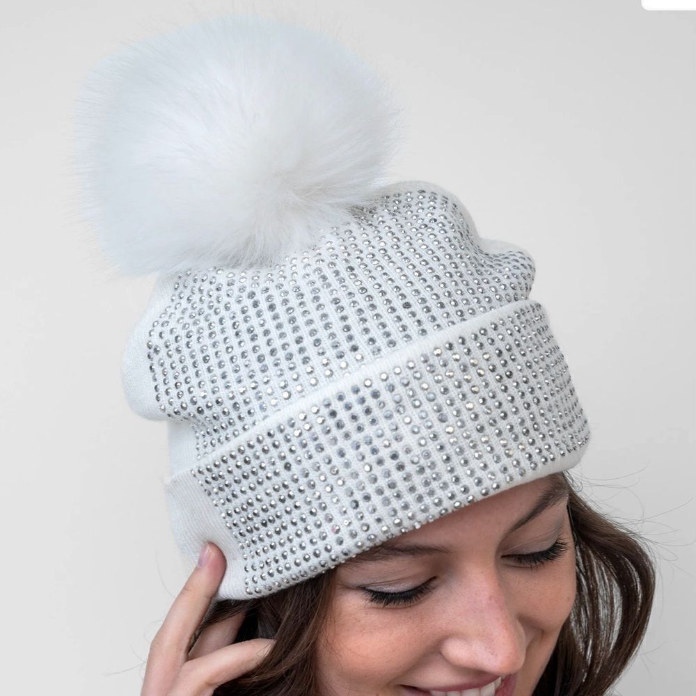 NWT Adrienne Landau White Beanie Hat/Beanie Silver Crystals Faux Fur Pom Pom OS